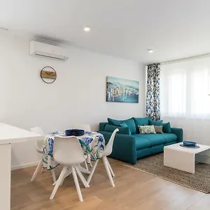 Relax & Recharge Sea View Apartment