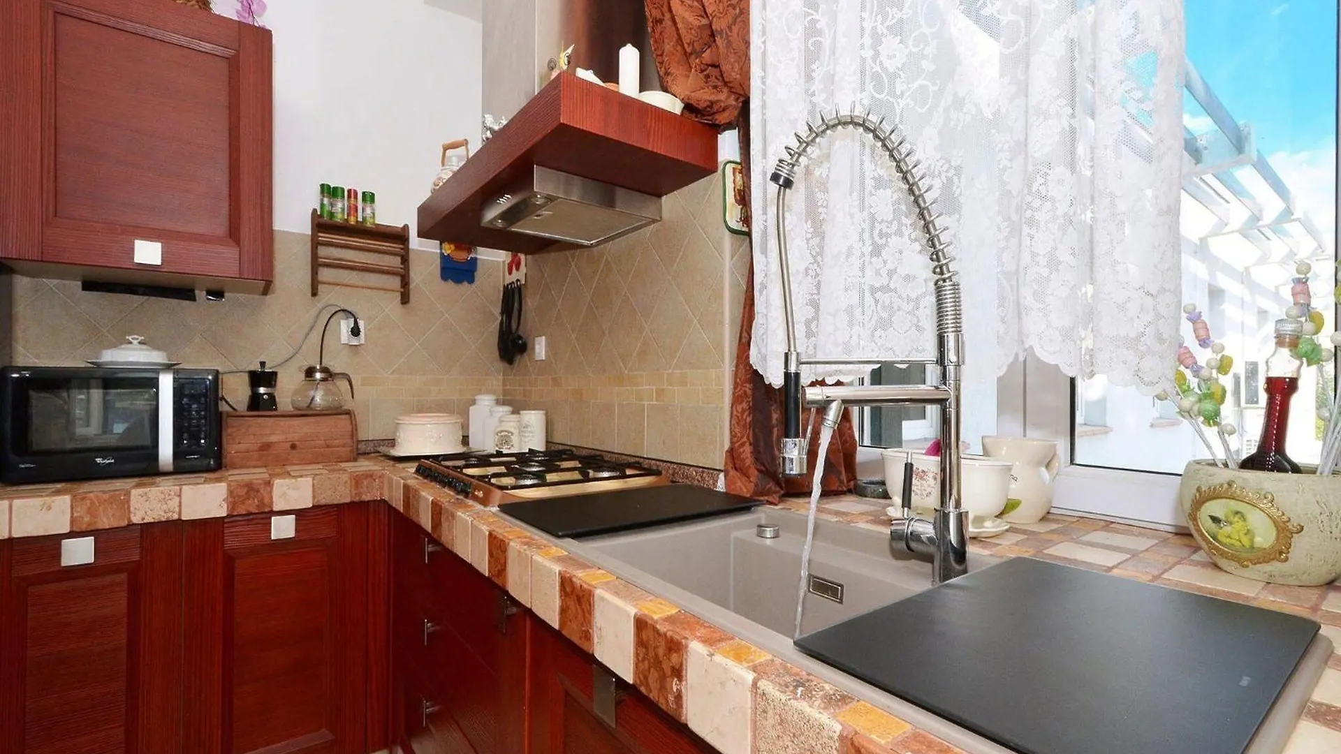 Apartment Villa Bepe - Three Bedroom Apartment With Sea View Split